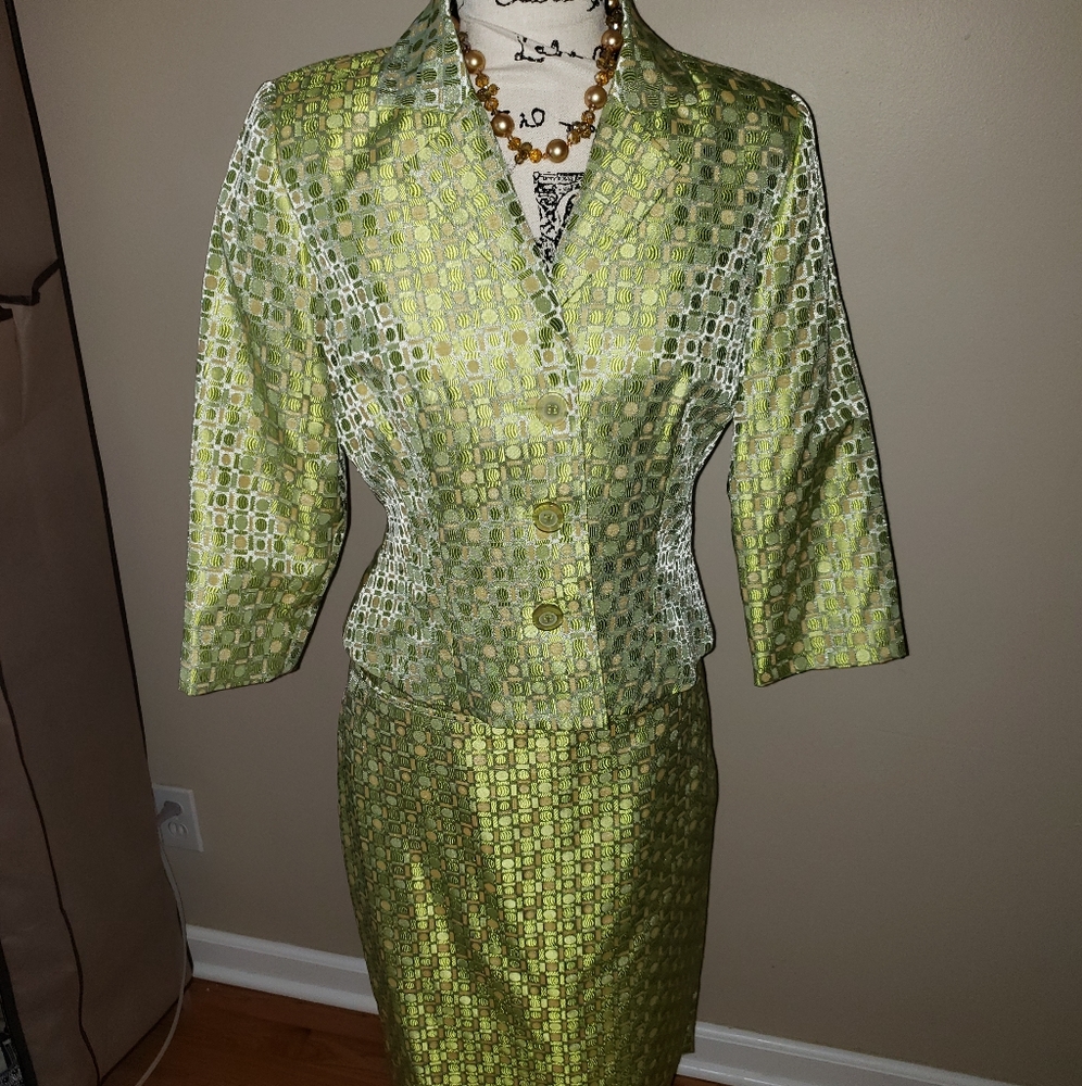 Ladies suit